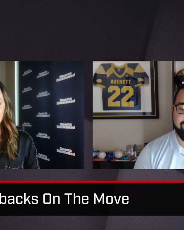 101821-22 Quarterbacks On The Move